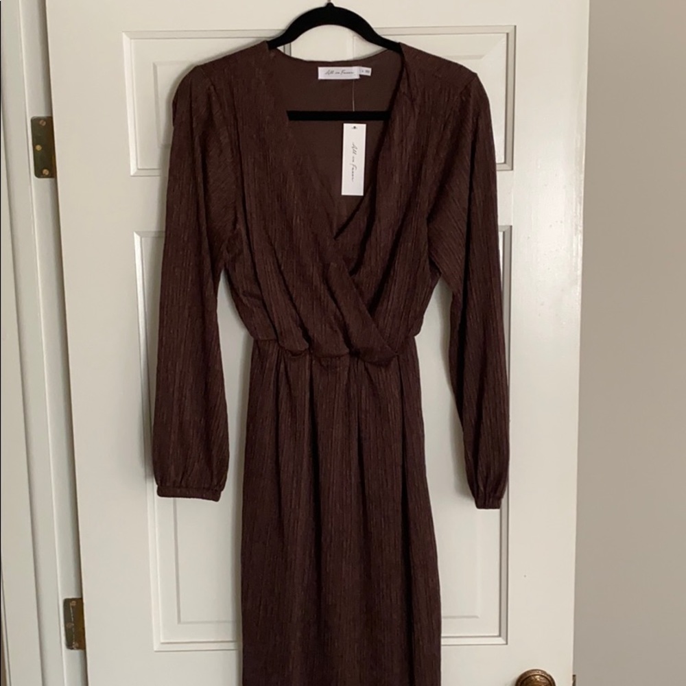 Long sleeve midi dress